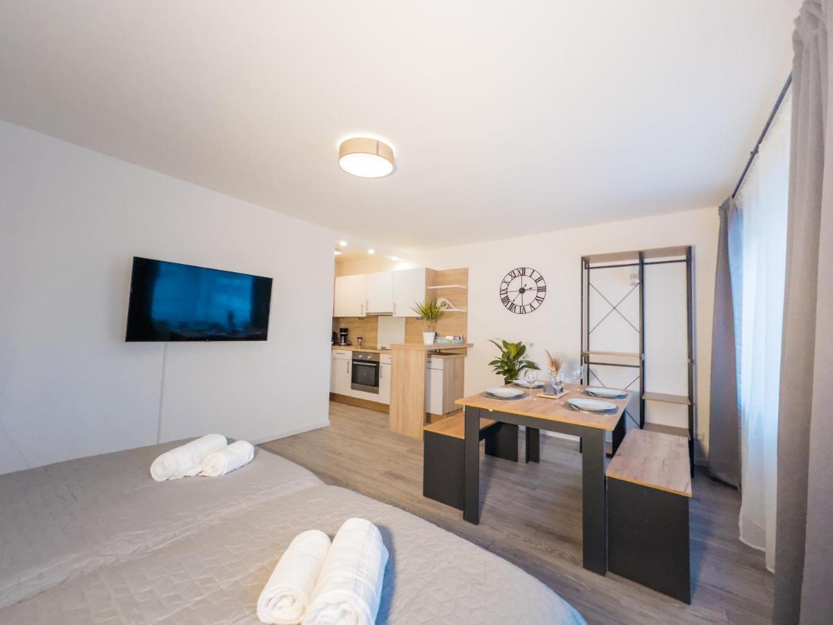 Immostay #6 - Ferienhaus 4 Zimmer Fuer 8 Personen, Wifi & Zentrum เบรเมน ภายนอก รูปภาพ